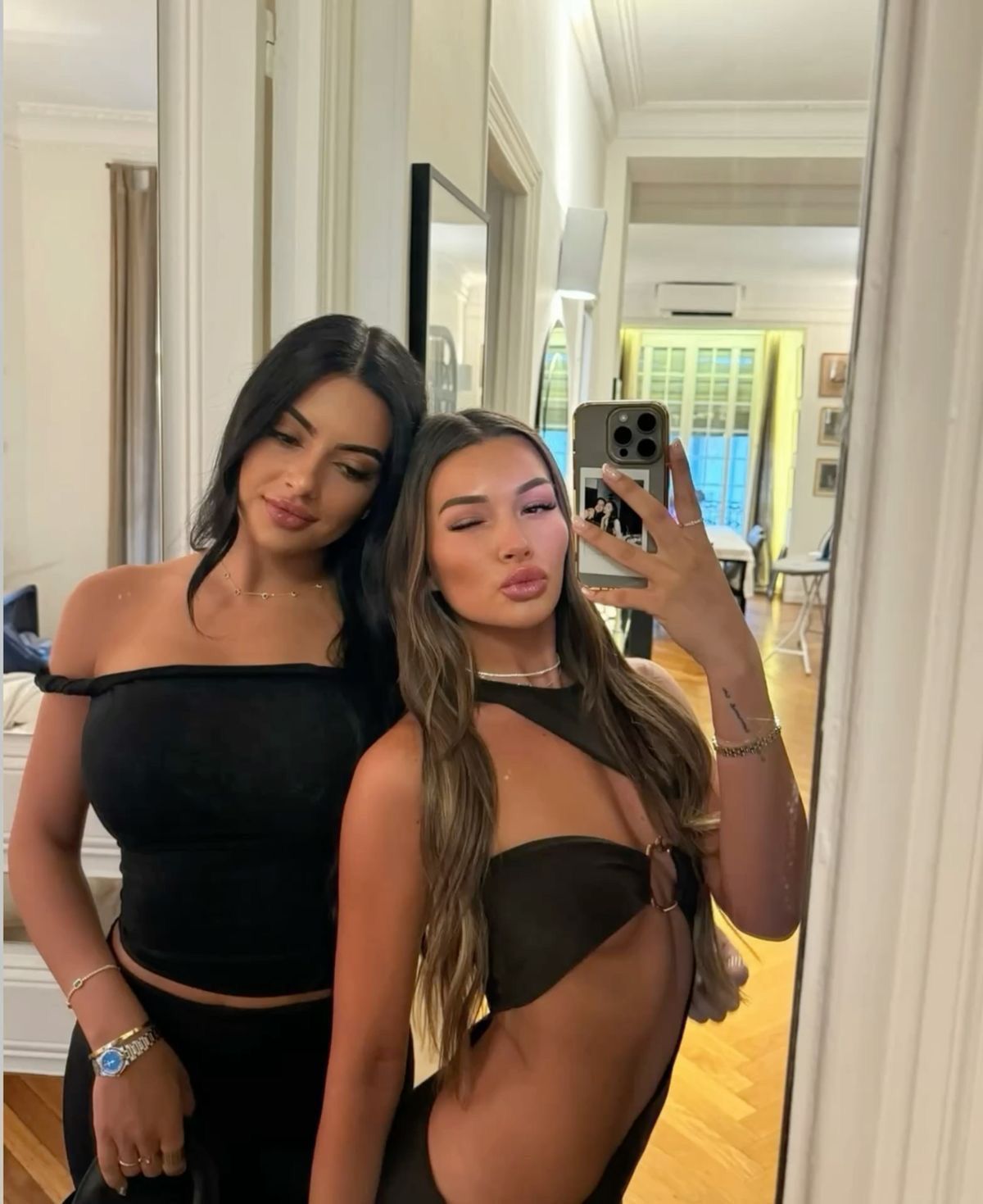Eda & Ece fotoğraf